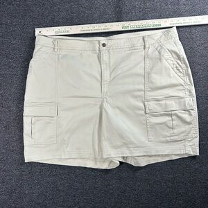 L.L. Bean Beige Cargo Shorts - Classic Utility Style